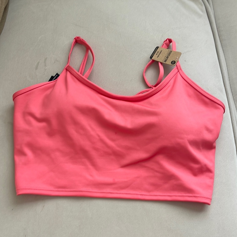 New pink active sports bra